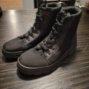 Womens Dr. Martens Combs Boots - Black